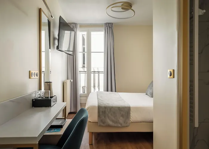 Otel Des Deux Avenues