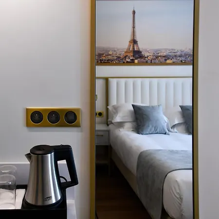 デ ドゥー ザベニュー ホテル