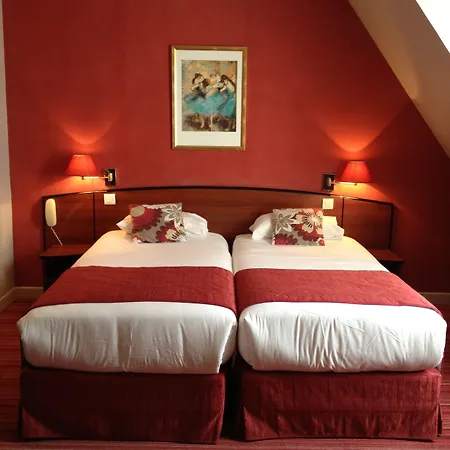 ホテル デ ドゥー ザベニュー パリ