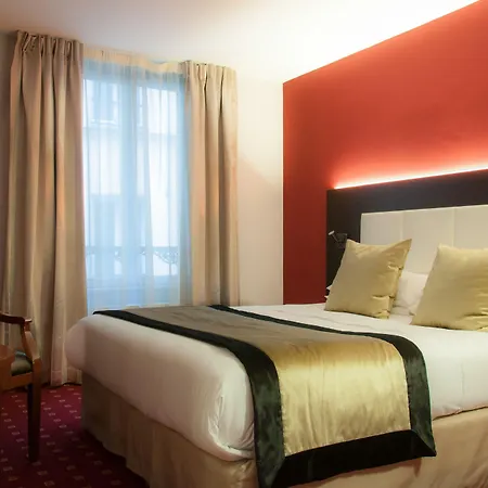 Des Deux Avenues Hotel 3*