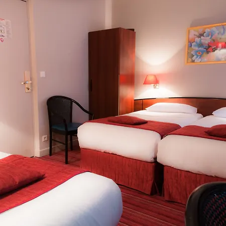 デ ドゥー ザベニュー ホテル パリ