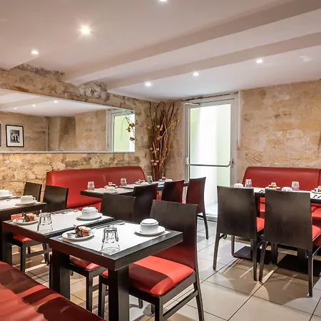 Hotel Des Deux Avenues