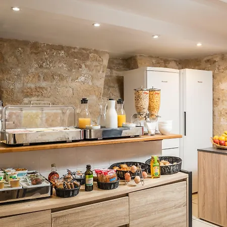 デ ドゥー ザベニュー