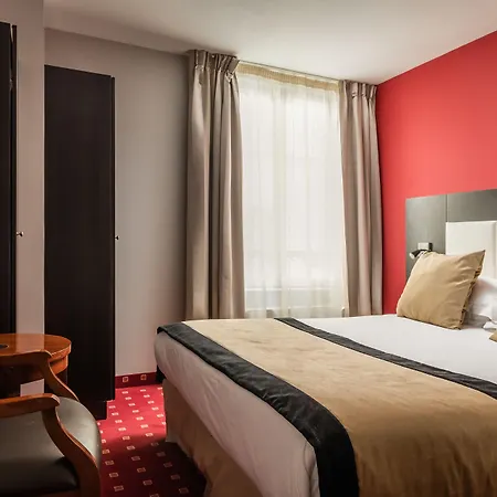 Des Deux Avenues Hotel 3*