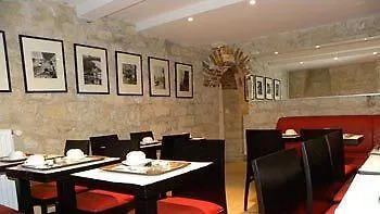 Des Deux Avenues Hotel 3*