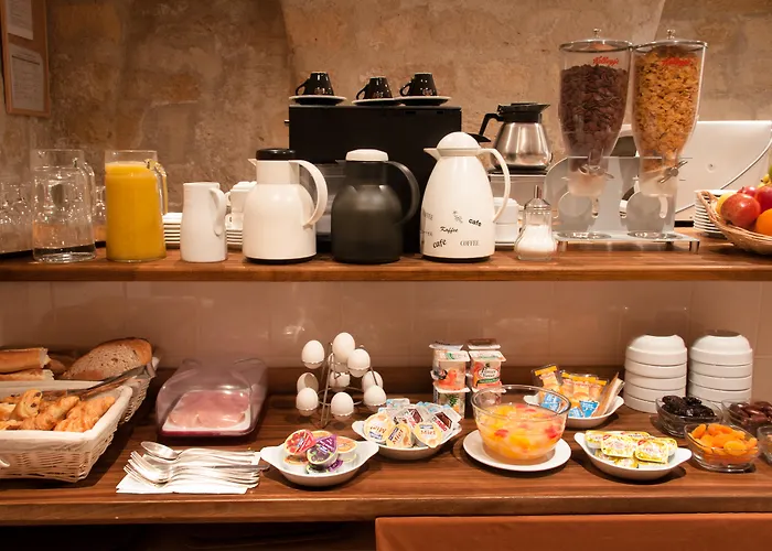 ホテル デ ドゥー ザベニュー