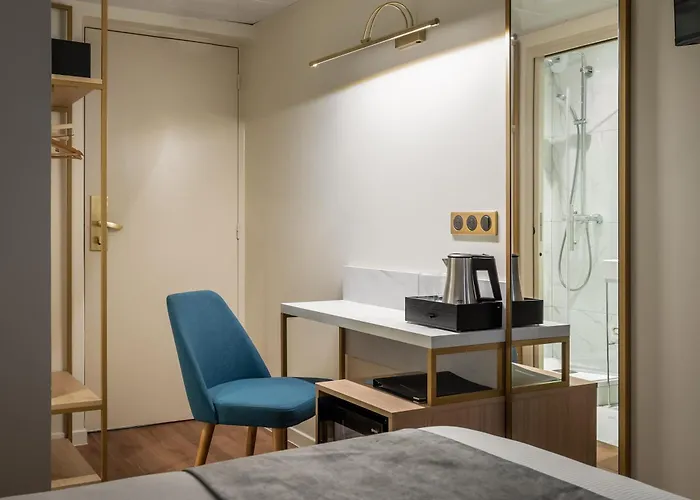 デ ドゥー ザベニュー ホテル