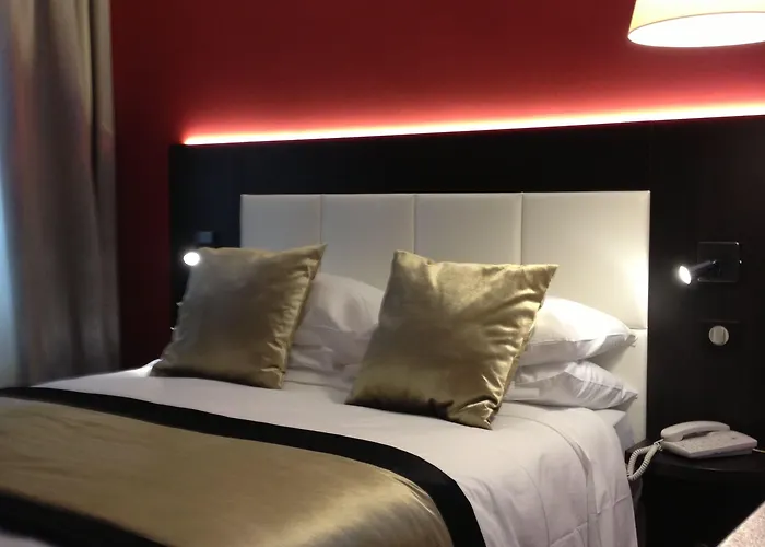 デ ドゥー ザベニュー 3* パリ