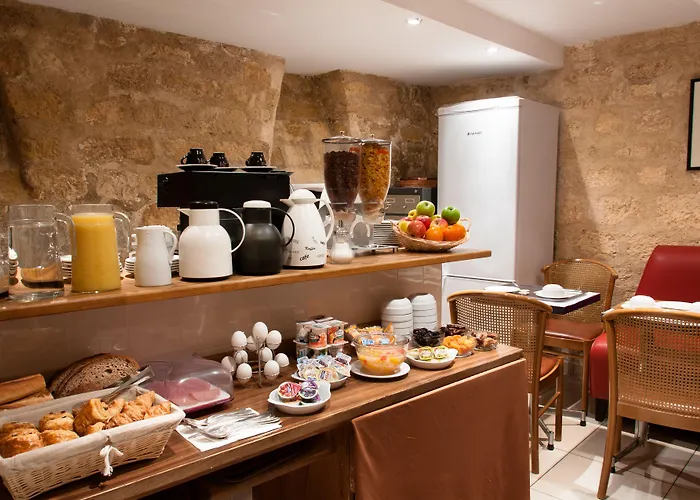 ホテル デ ドゥー ザベニュー